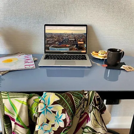 St Martin By Omnia Róma