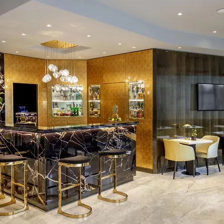Hotel St Martin By Omnia 4*