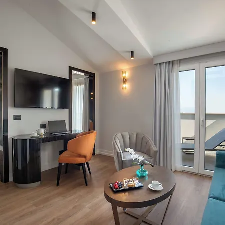 St Martin By Omnia Hotel 4*